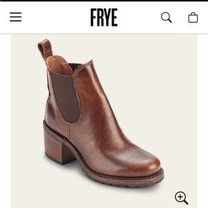 Frye Sabrina Chelsea- BRAND NEW- Never been worn